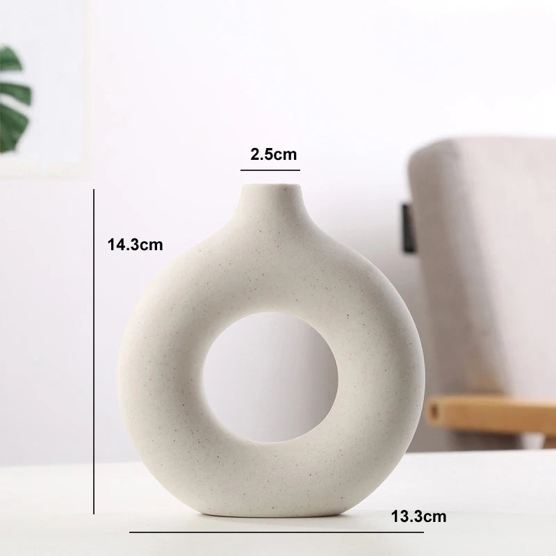 Nordic Hollow Donut Ceramic Vase – Modern Circular Flower Pot for Home & Office Decor