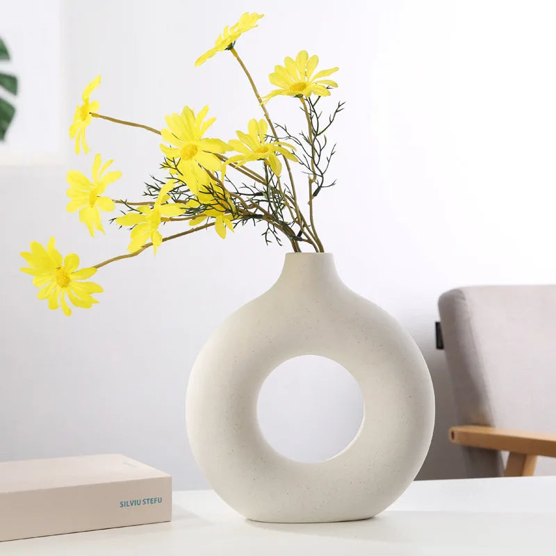 Nordic Hollow Donut Ceramic Vase – Modern Circular Flower Pot for Home & Office Decor
