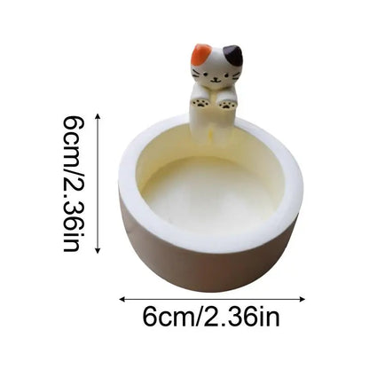 Cute Kitten Candle Holder – Aromatherapy Resin Figurine for Desktop & Home Decor
