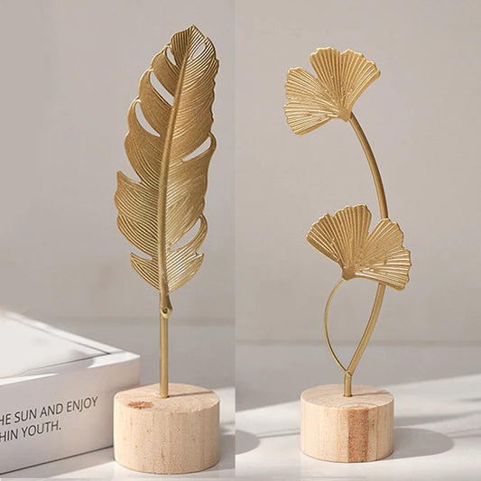 Nordic Gold Ginkgo Leaf Sculpture – Luxury Metal Decor for Living Room, Office & Desktop Display